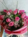 12 ROSES